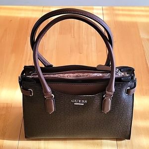 Guess purse